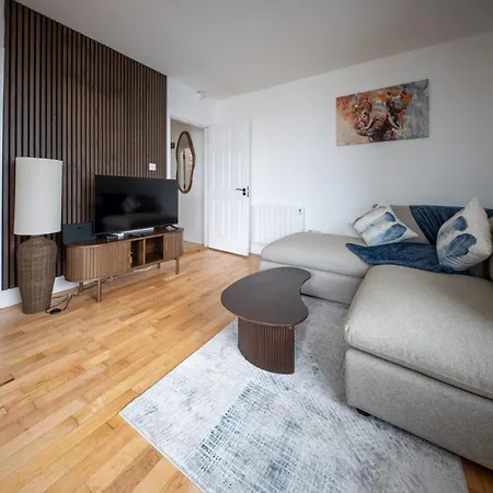 Boutique Salthill With Sea Views Sleeps 2 *