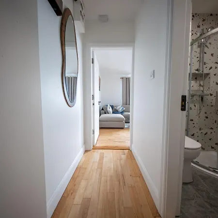Apartamento Boutique Salthill With Sea Views Sleeps 2